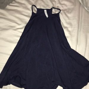 loose tank top